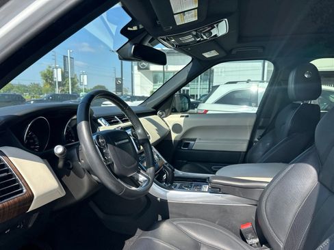 Used 2014 Land Rover Range Rover Sport HSE AWD/4WD image 17
