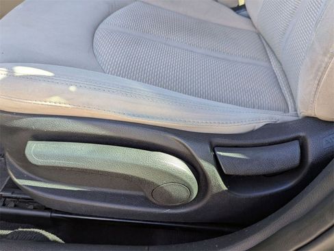 Used 2016 Hyundai Sonata SE w/ Cargo Package image 13