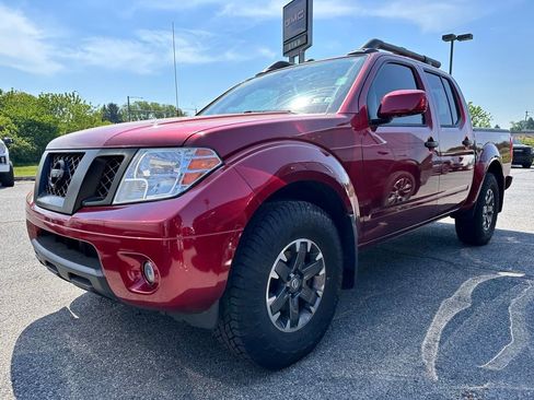 Used 2021 Nissan Frontier PRO-4X w/ Pro-4x Utility Package AWD/4WD image 2