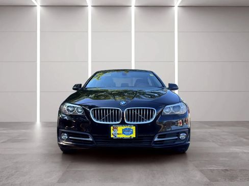 Used 2016 BMW 528i xDrive Sedan AWD/4WD image 3