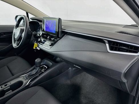 Used 2024 Toyota Corolla LE FWD image 28