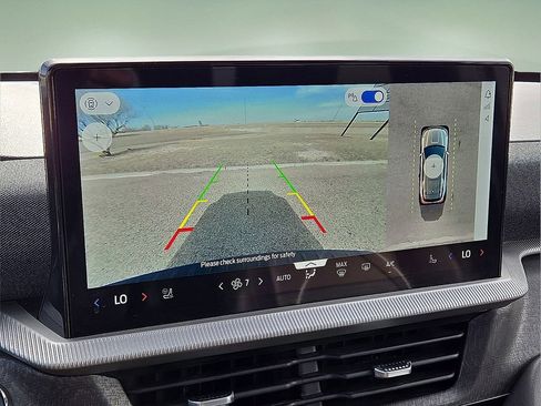 Used 2025 Ford Explorer Platinum w/ LUX Leather Package image 27