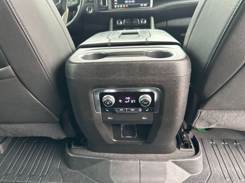 Used 2021 GMC Yukon Denali image 29