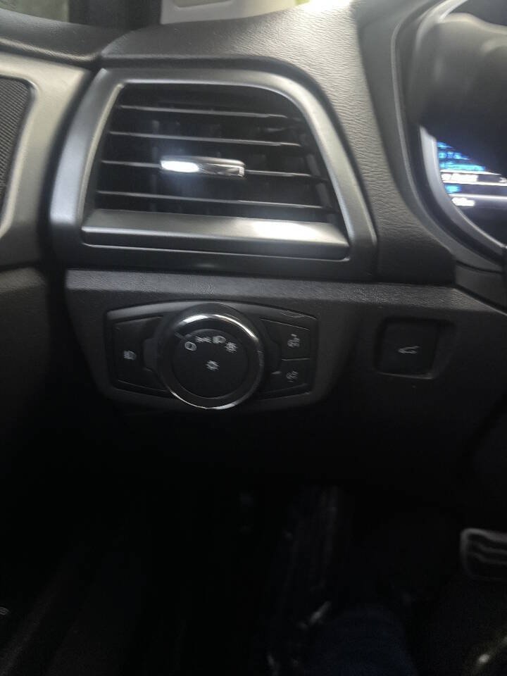 Used 2015 Ford Fusion Titanium FWD image 21