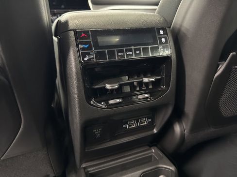 New 2025 Jeep Grand Cherokee L Limited AWD/4WD image 14