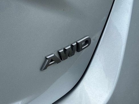 Certified 2024 Nissan Altima 2.5 SV w/ SV Premium Package AWD/4WD image 12