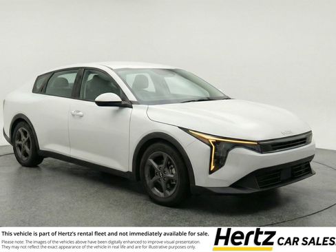 Used 2025 Kia K4 FWD image 1