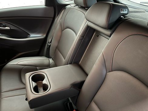 Used 2018 Hyundai Elantra GT Sport image 15