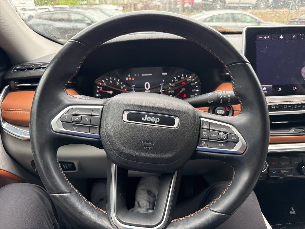 Used 2022 Jeep Compass Limited AWD/4WD image 19