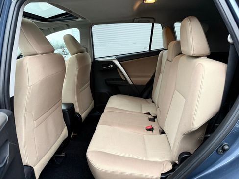 Used 2014 Toyota RAV4 XLE image 22