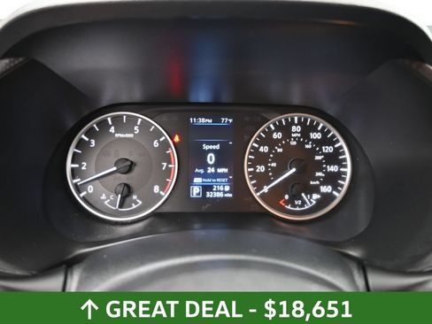 Used 2025 Nissan Sentra S FWD image 35