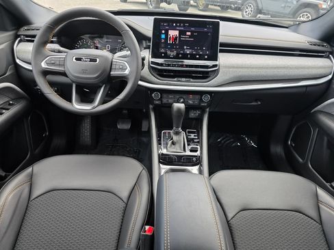 New 2026 Jeep Compass Latitude AWD/4WD image 6