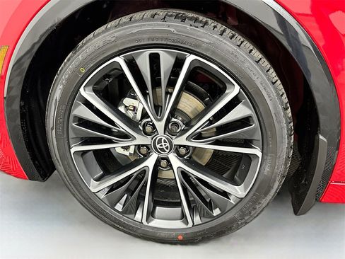 New 2026 Toyota Prius XLE image 30