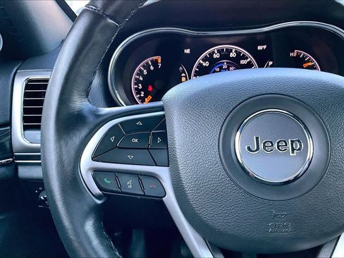 Used 2021 Jeep Grand Cherokee Limited RWD image 24