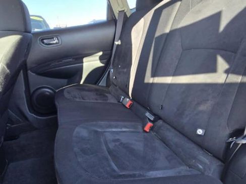 Used 2010 Nissan Rogue S w/ 360 Degree Value Pkg image 10