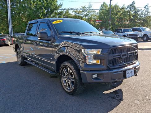 Used 2016 Ford F150 XLT w/ Equipment Group 302A Luxury AWD/4WD image 3