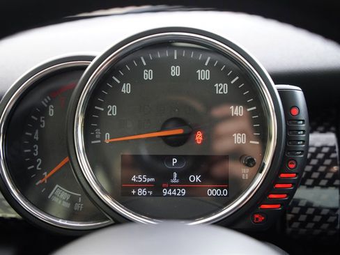 Used 2016 MINI Cooper S image 25