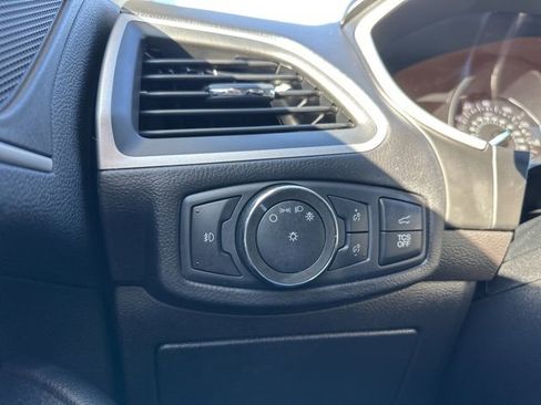 Certified 2020 Ford Edge SEL w/ Convenience Package image 36