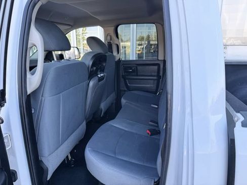 Used 2017 RAM 1500 Express w/ Express Value Package RWD image 16
