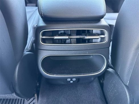 Used 2024 Genesis GV70 2.5T w/ Select Package image 16