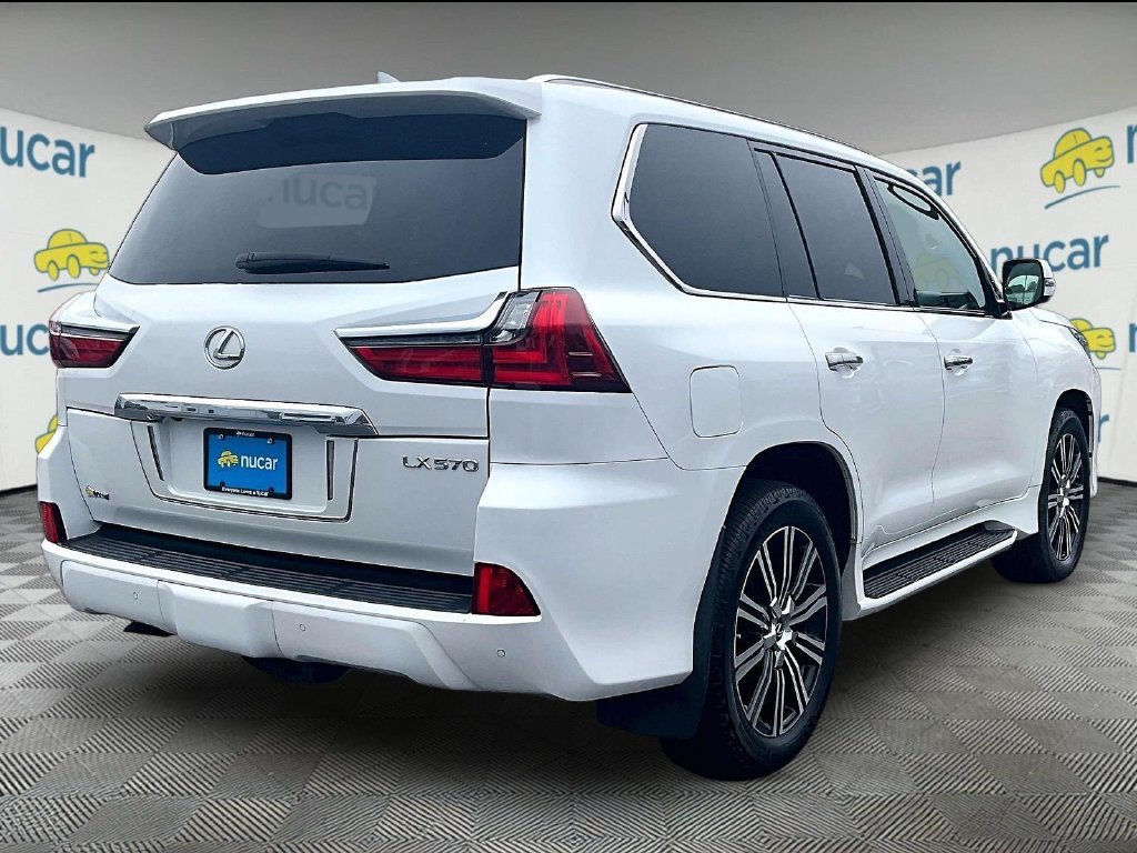 Used 2018 Lexus LX 570 4WD w/ Luxury Package image 6