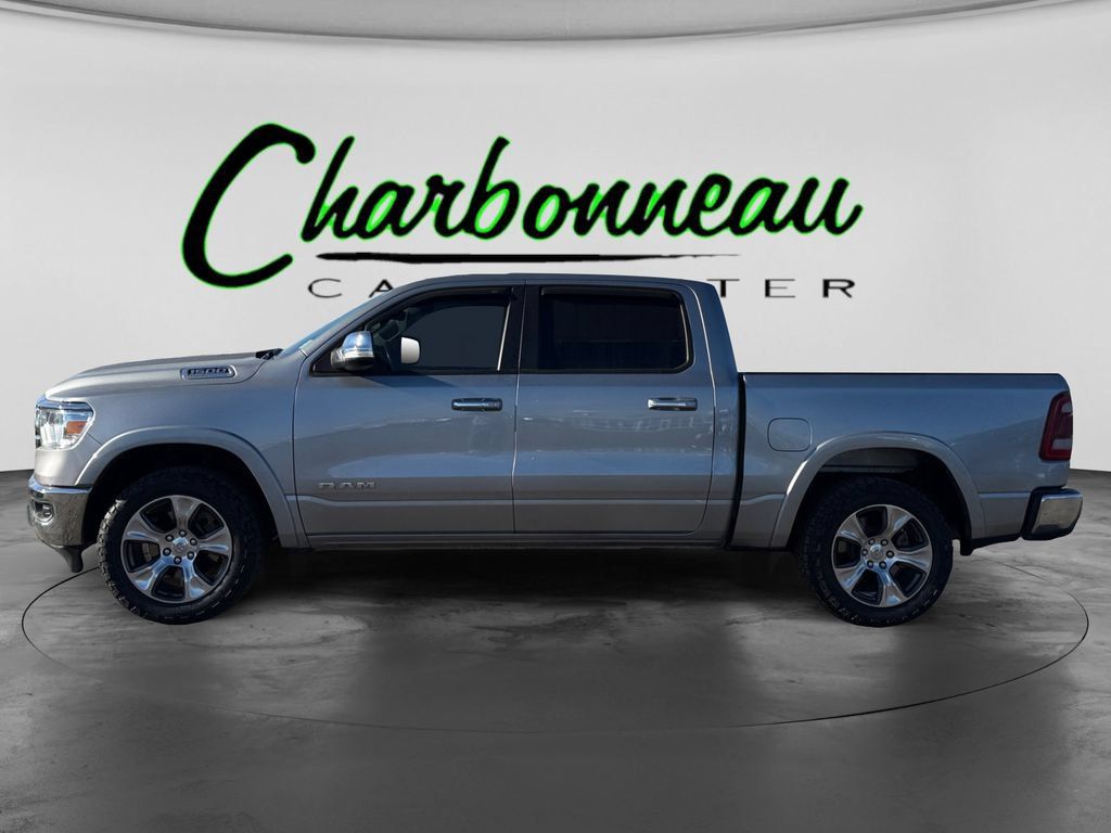 Used 2022 RAM 1500 Laramie AWD/4WD image 2