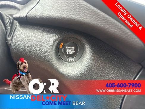 Used 2023 Jeep Cherokee Altitude Lux image 28