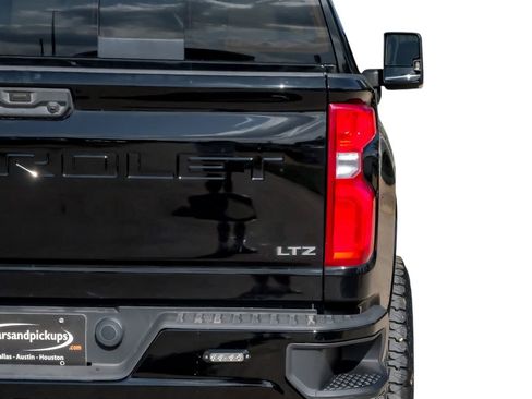 Used 2020 Chevrolet Silverado 2500 LTZ AWD/4WD image 48