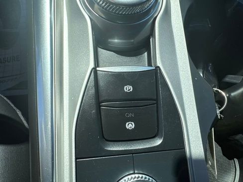 Certified 2023 Ford Explorer XLT w/ Equipment Group 202A AWD/4WD image 33
