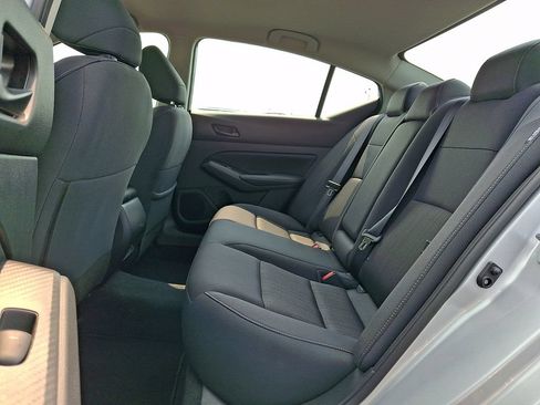 Certified 2024 Nissan Altima 2.5 SV FWD image 10
