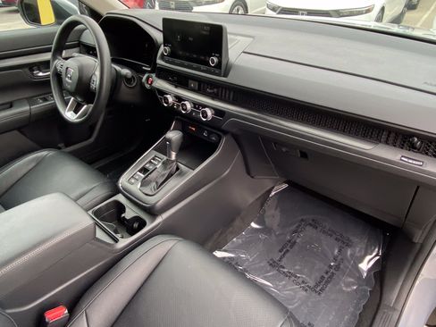 Certified 2025 Honda CR-V LX image 8