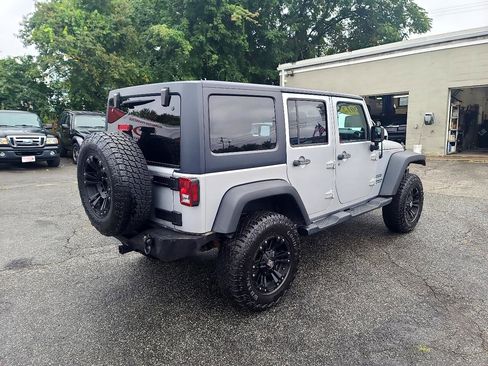 Used 2012 Jeep Wrangler Unlimited Sport w/ Dual Top Group image 7