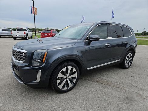 Used 2020 Kia Telluride S FWD image 2
