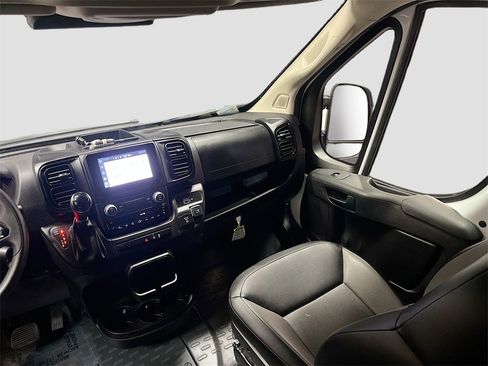 Used 2023 RAM ProMaster 2500 w/ Convenience Group image 21