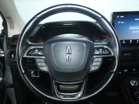 Used 2023 Lincoln Nautilus Reserve w/ Equipment Group 201A AWD/4WD image 27