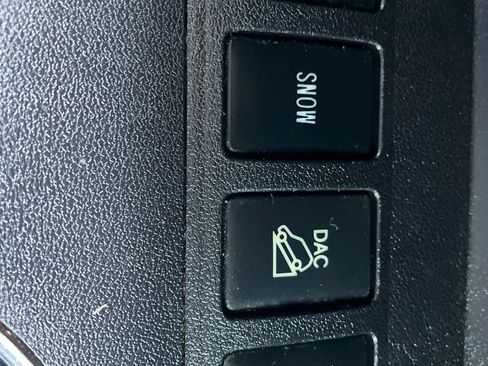Used 2016 Toyota Highlander Limited Platinum AWD/4WD image 29