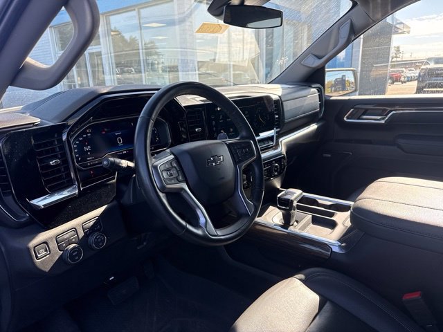 Used 2024 Chevrolet Silverado 1500 RST w/ Rally Edition AWD/4WD image 7