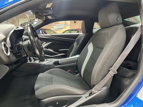 Used 2016 Chevrolet Camaro LT RWD image 20
