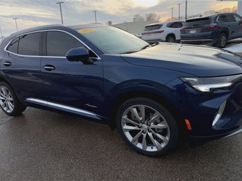 Used 2023 Buick Envision Avenir image 35
