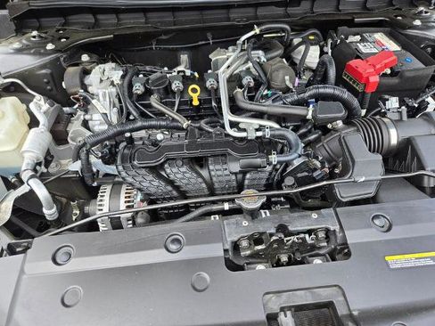 Certified 2023 Nissan Altima 2.5 SR FWD image 16