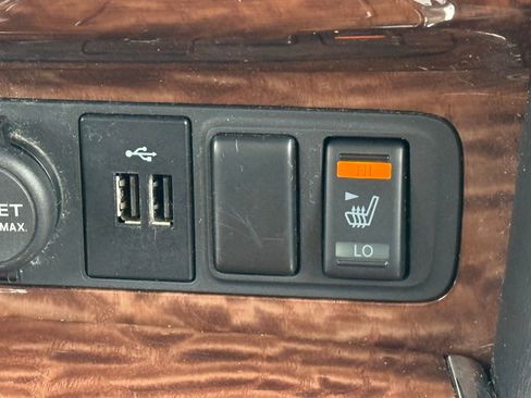 Used 2020 Nissan Armada SL w/ Premium Package image 26