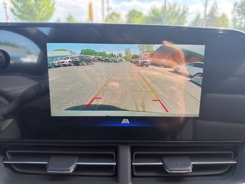 Used 2026 Chevrolet Trax ACTIV w/ Driver Confidence Package FWD image 28