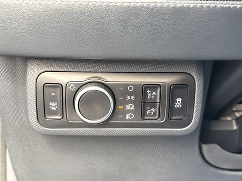 Used 2023 Ford Mustang Mach-E Premium RWD image 29