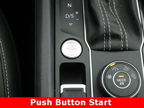 Used 2021 Volkswagen Atlas SEL image 23