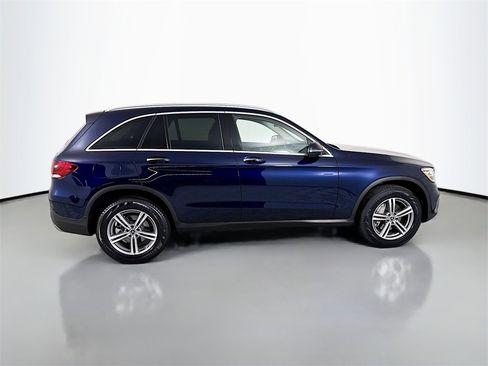 Used 2021 Mercedes-Benz GLC 300 4MATIC w/ Premium Package image 8