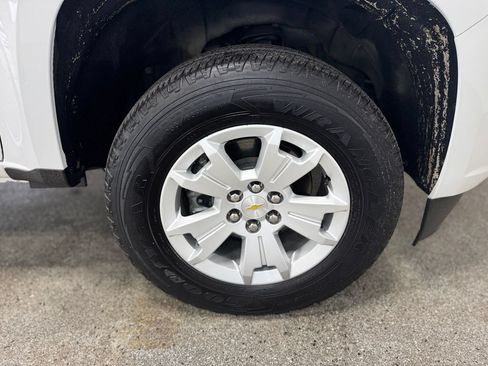 Used 2022 Chevrolet Colorado LT w/ Fleet Safety Package AWD/4WD image 26