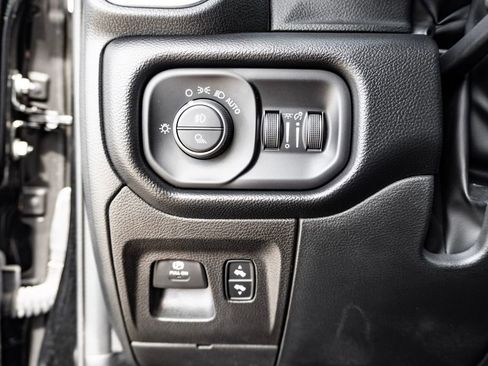 Used 2022 RAM 1500 Laramie w/ Laramie Southwest Edition AWD/4WD image 16