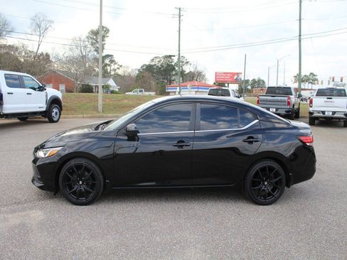 Used 2020 Nissan Sentra S w/ Trunk Package FWD image 11