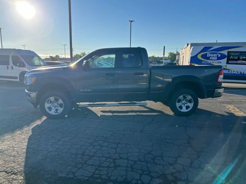 Used 2019 RAM 1500 Tradesman w/ SXT Appearance Group AWD/4WD image 3