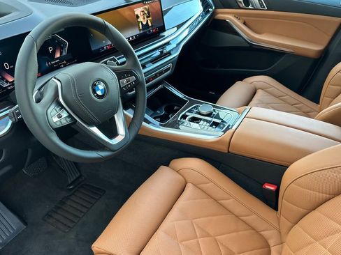 New 2026 BMW X5 xDrive40i w/ Premium Package image 9